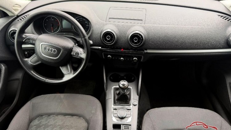 Audi A3 1.6 TDi Attraction
